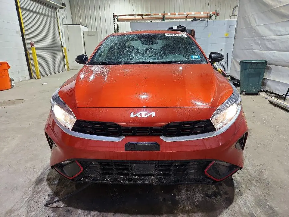 2022 KIA FORTE GT-LINE  