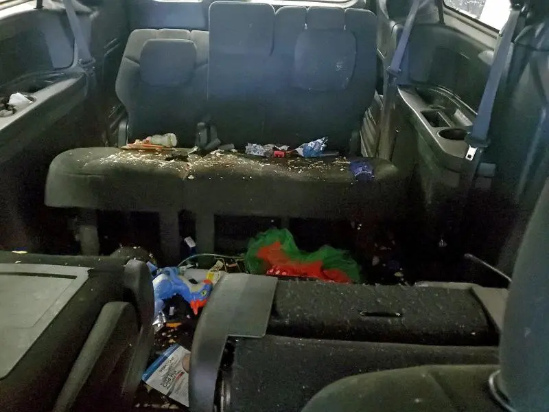 2016 DODGE GRAND CARAVAN SE  