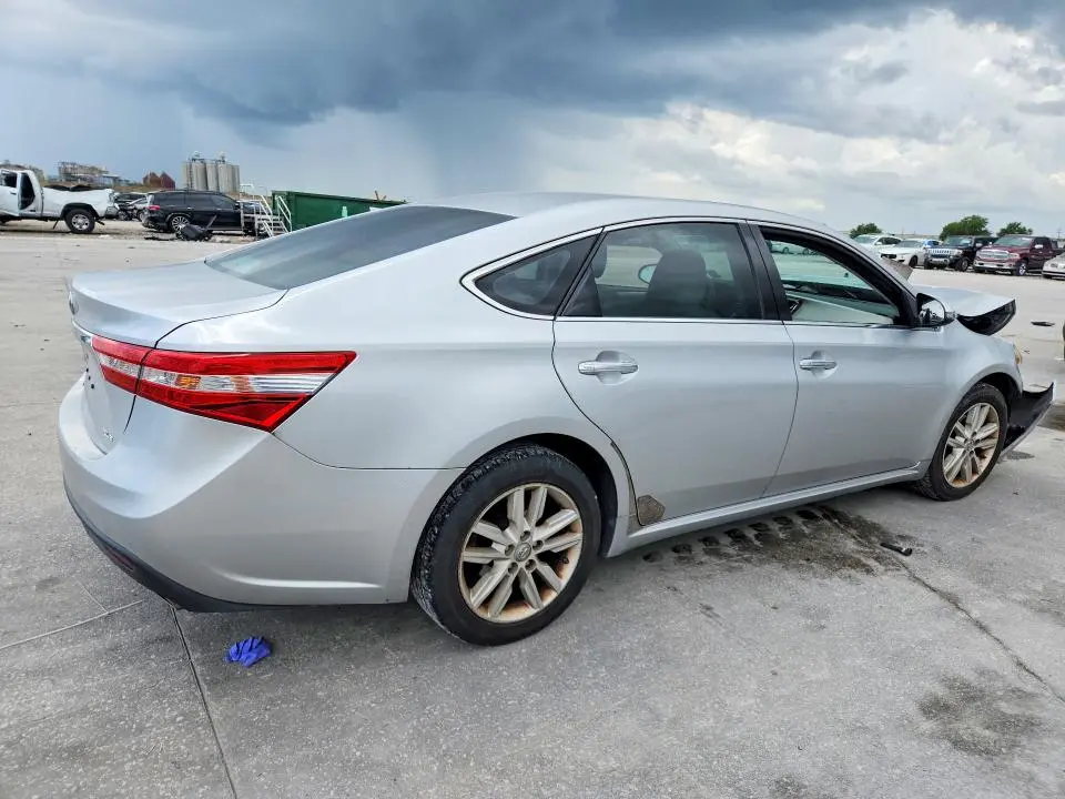 2013 TOYOTA AVALON XLE  