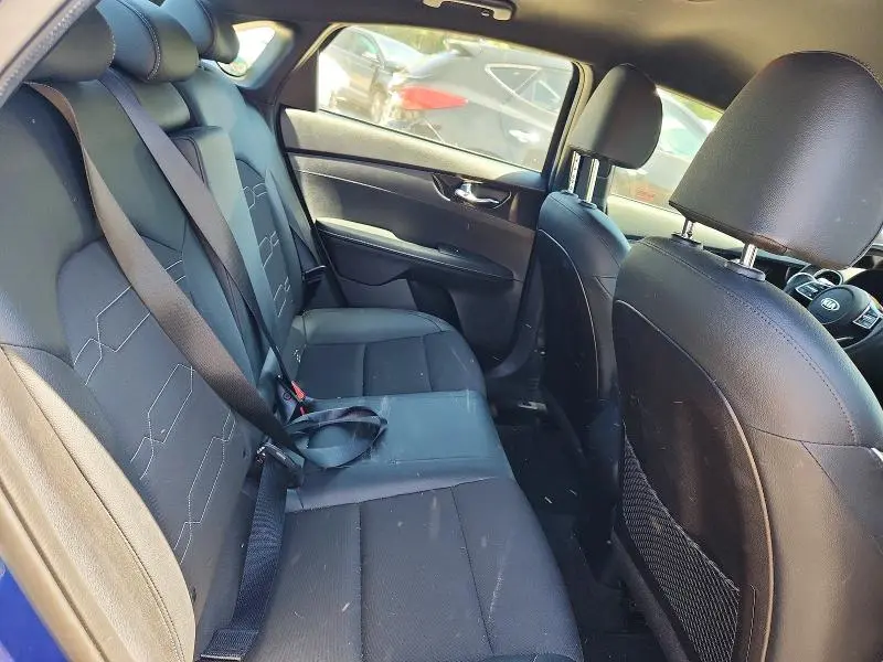 2021 KIA FORTE GT LINE  