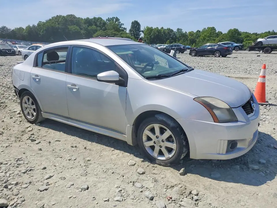 2010 NISSAN SENTRA 2.0  