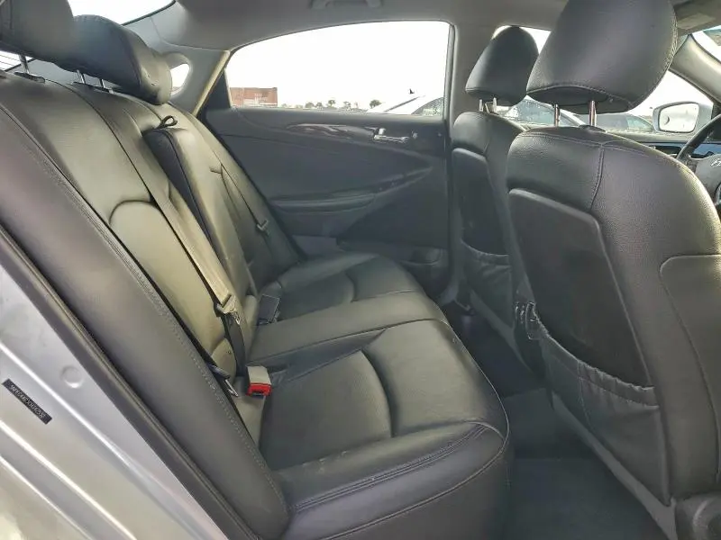 2012 HYUNDAI SONATA SE  