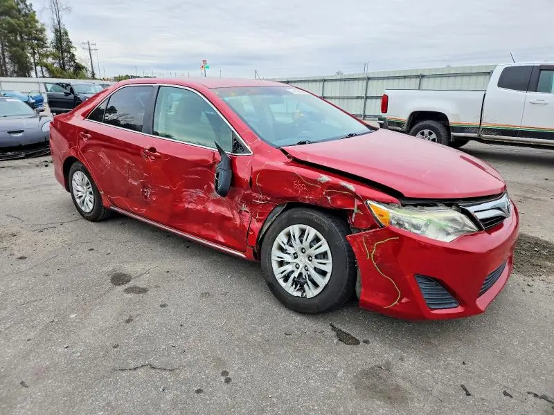 2014 TOYOTA CAMRY L  