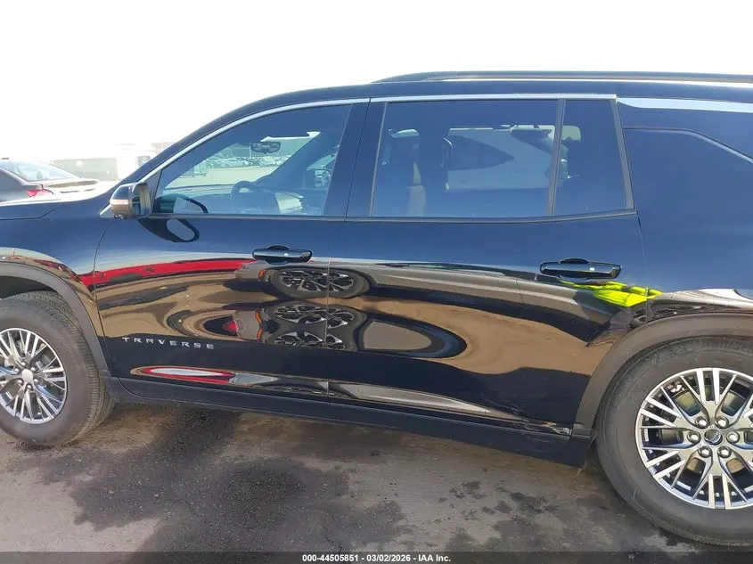 2026 CHEVROLET TRAVERSE FWD LT