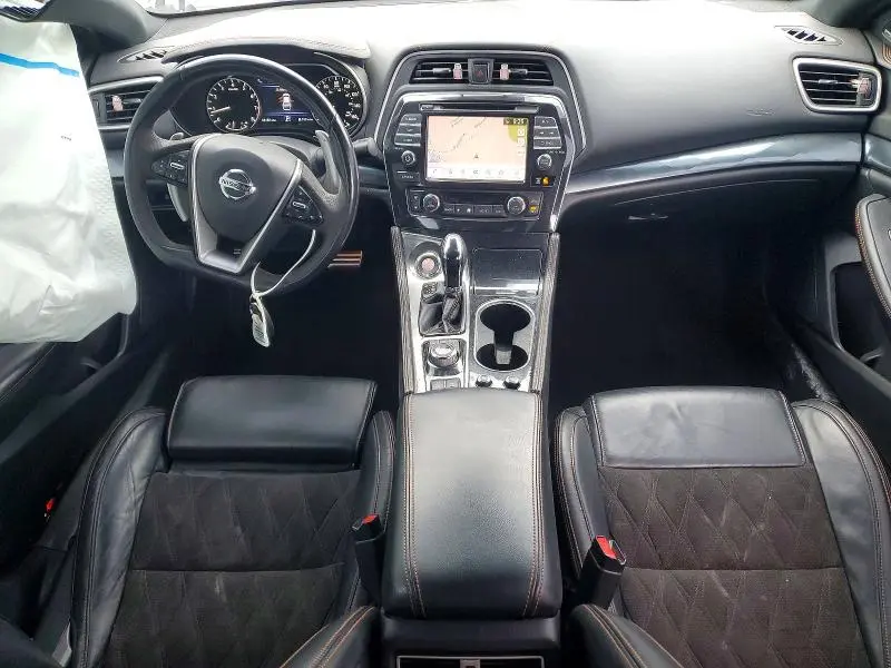 2021 NISSAN MAXIMA SR  