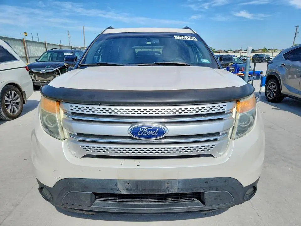 2011 FORD EXPLORER XLT  