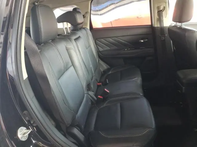 2018 MITSUBISHI OUTLANDER SE  