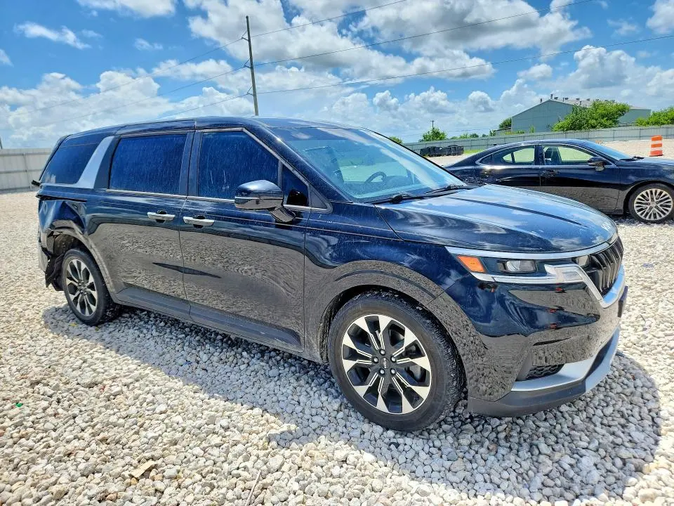 2022 KIA CARNIVAL   