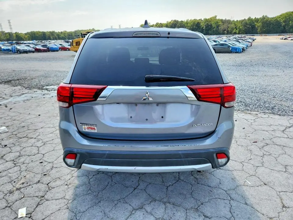 2017 MITSUBISHI OUTLANDER ES  