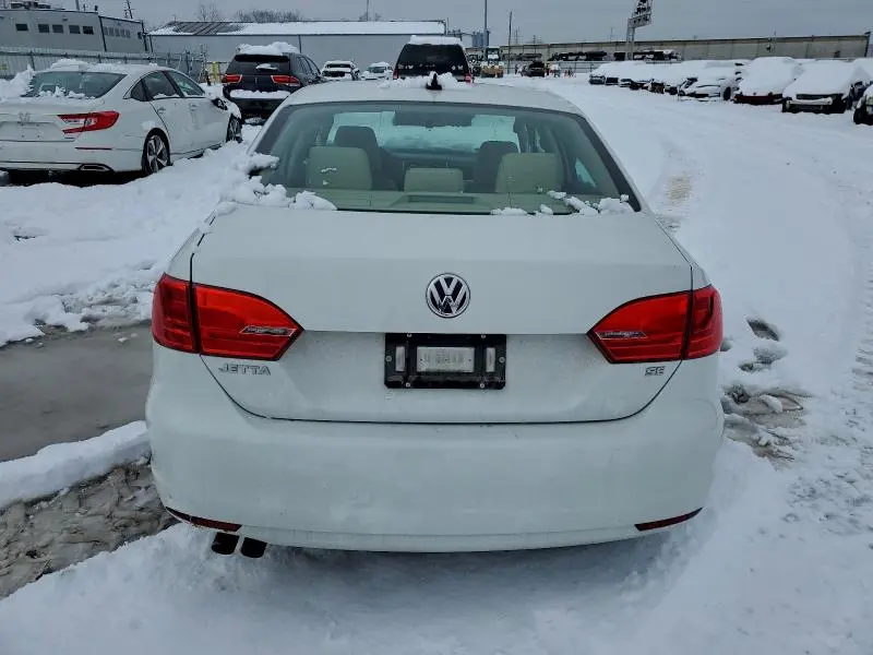 2014 VOLKSWAGEN JETTA SE  