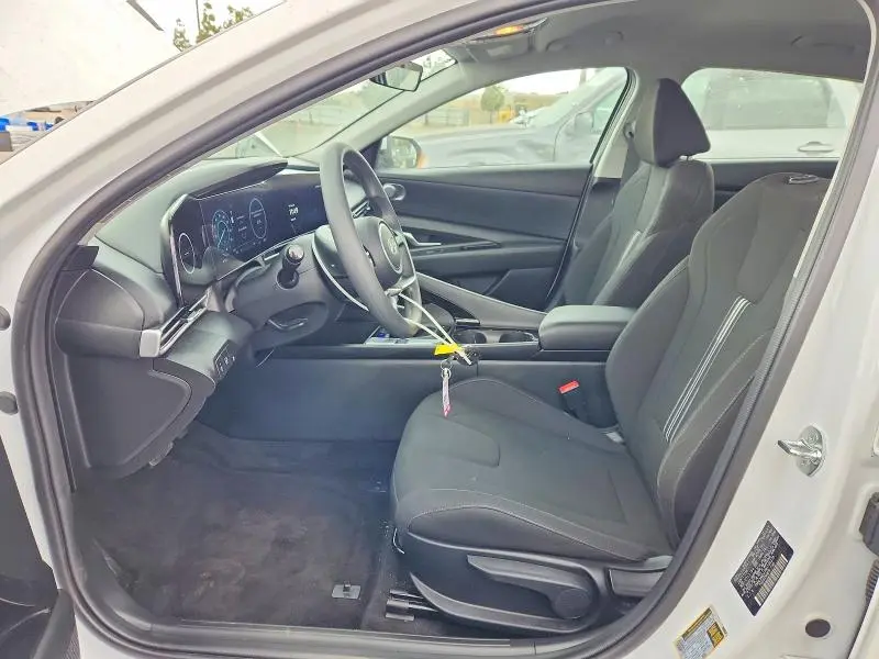 2024 HYUNDAI ELANTRA BLUE  