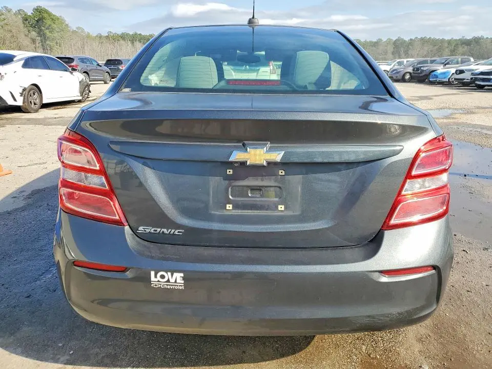 2018 CHEVROLET SONIC LS  