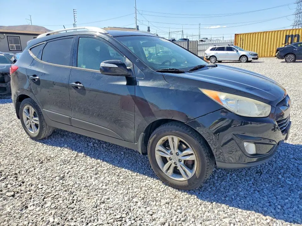 2013 HYUNDAI TUCSON GLS  