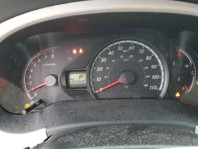 2012 TOYOTA SIENNA LE  