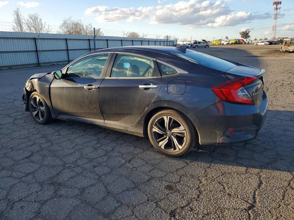 2017 HONDA CIVIC TOURING  