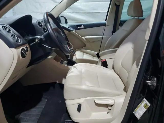 2014 VOLKSWAGEN TIGUAN S  