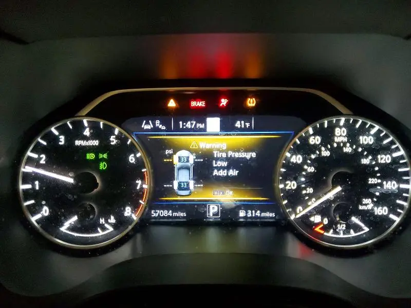 2021 NISSAN MAXIMA SR  