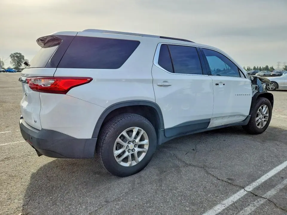 2018 CHEVROLET TRAVERSE LT  