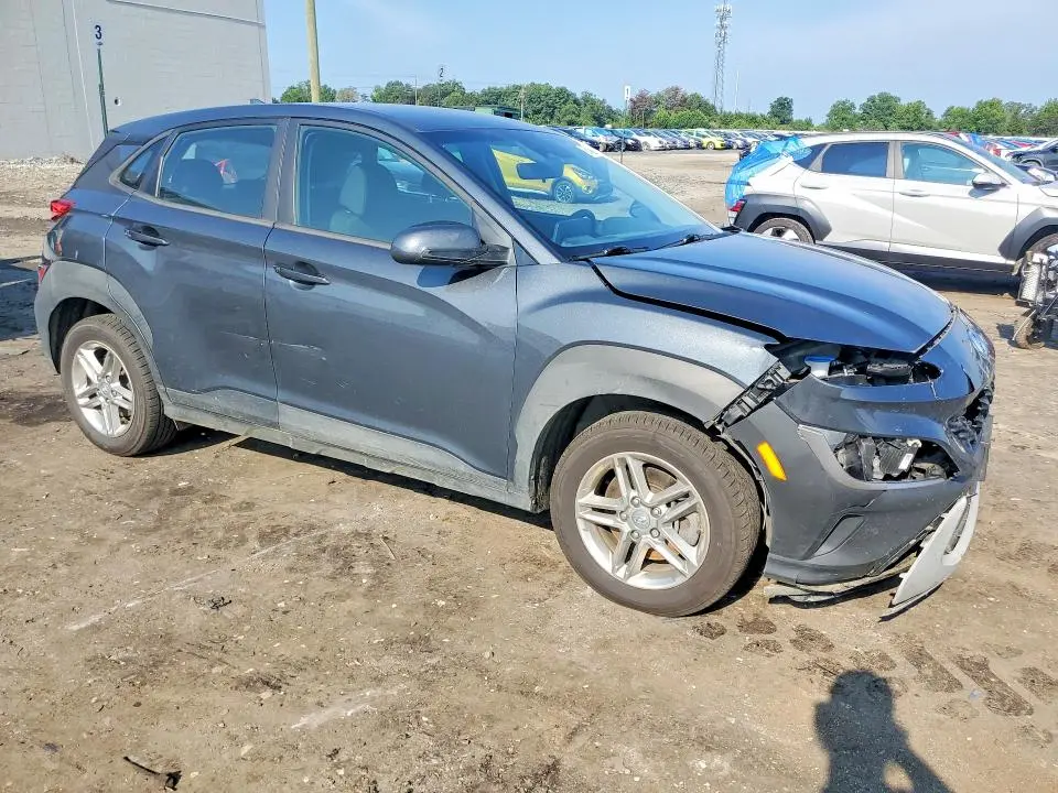 2022 HYUNDAI KONA SE  