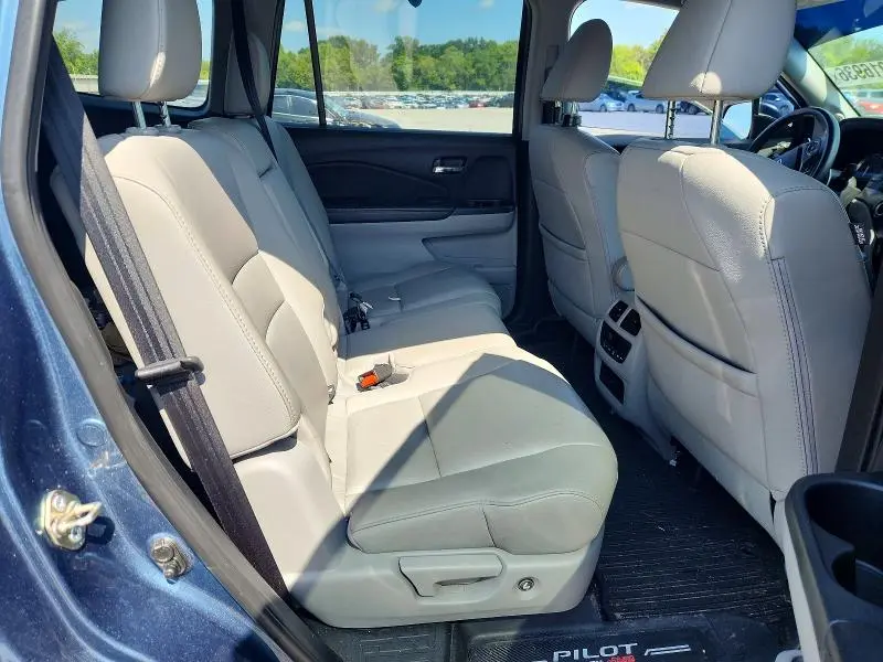 2017 HONDA PILOT EXL  