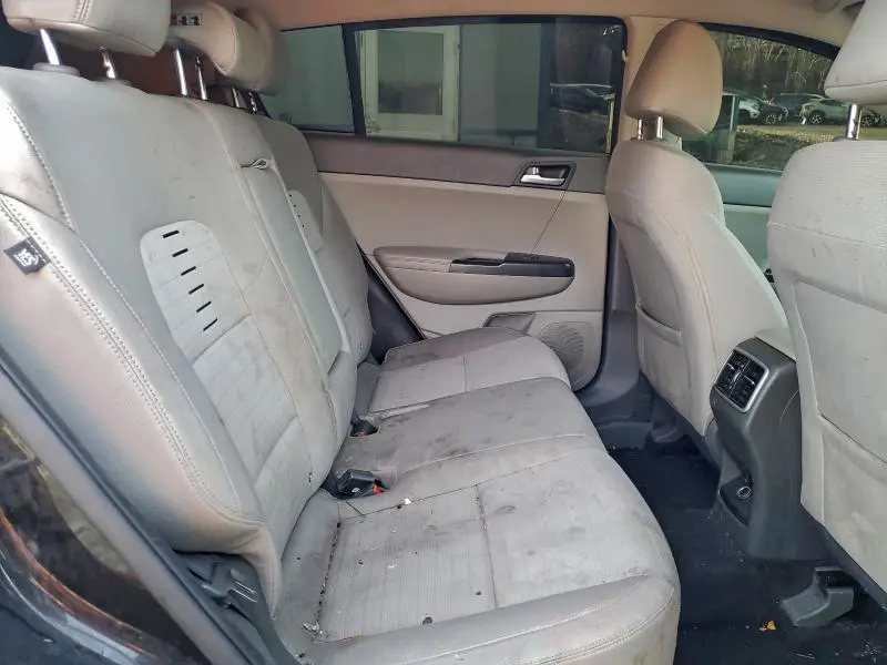 2018 KIA SPORTAGE LX  