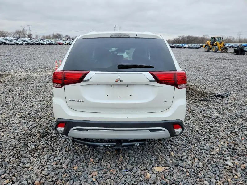 2020 MITSUBISHI OUTLANDER SE  