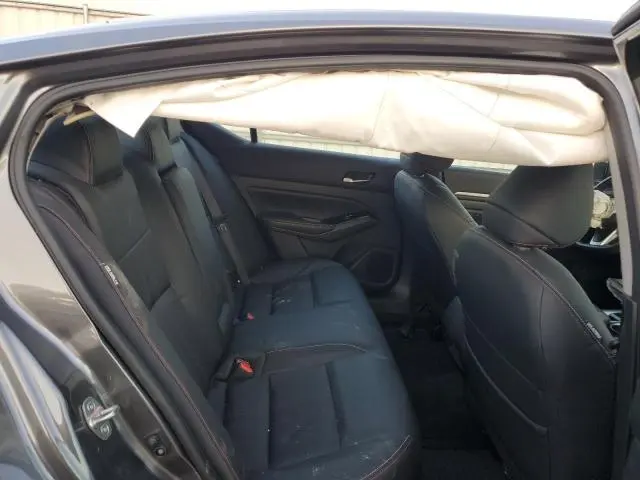 2023 NISSAN ALTIMA SR  