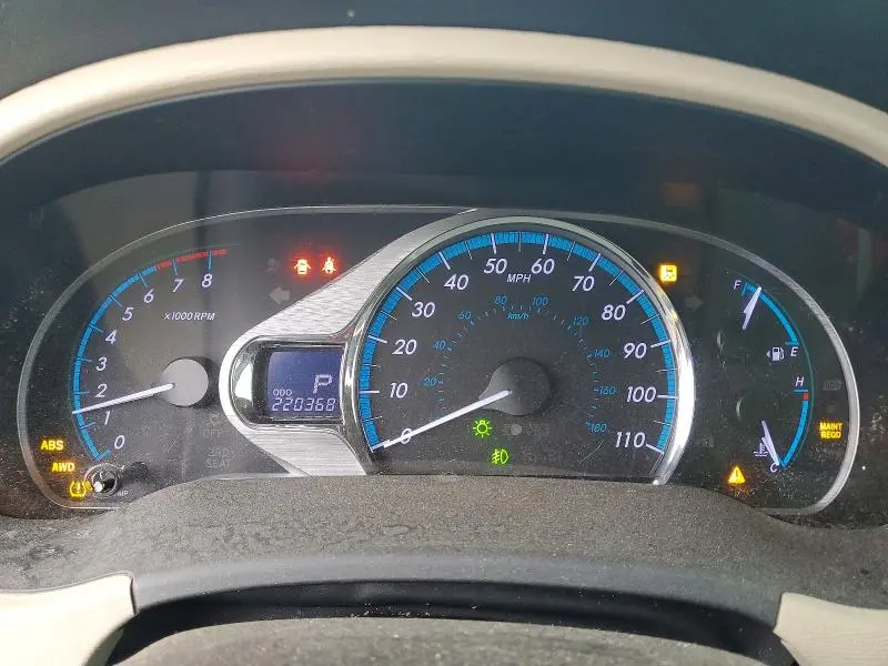 2011 TOYOTA SIENNA XLE 7-PASSENGER  