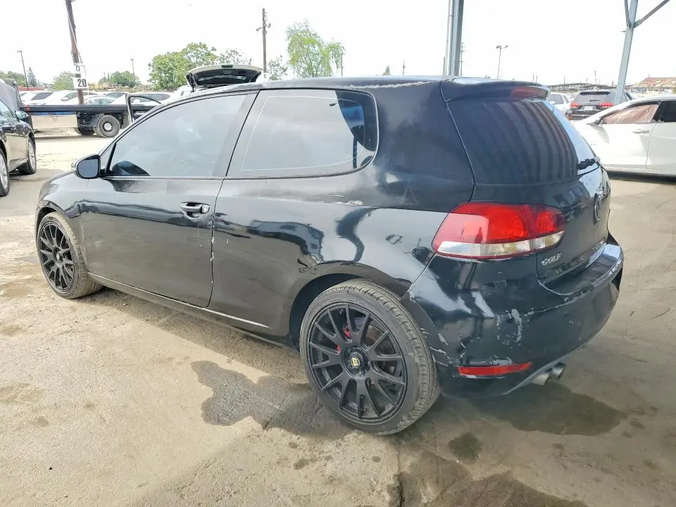 2010 VOLKSWAGEN GOLF   