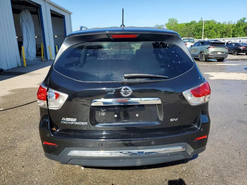 2014 NISSAN PATHFINDER SV  