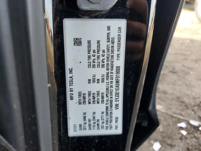 2021 TESLA MODEL 3   