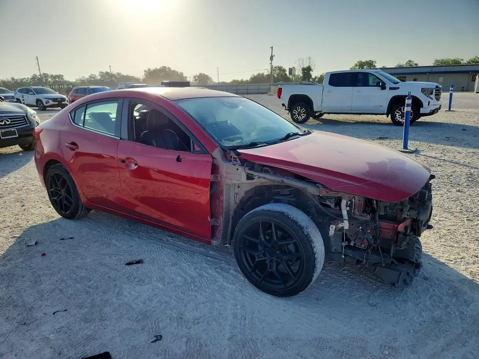 2018 MAZDA 3 TOURING  