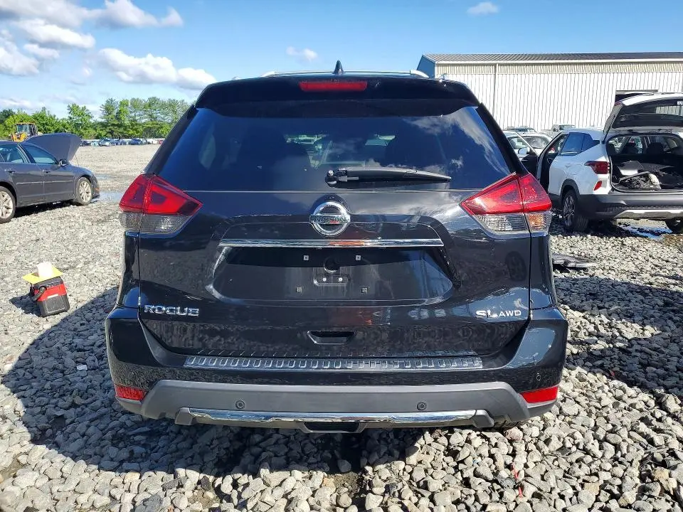 2019 NISSAN ROGUE SL  