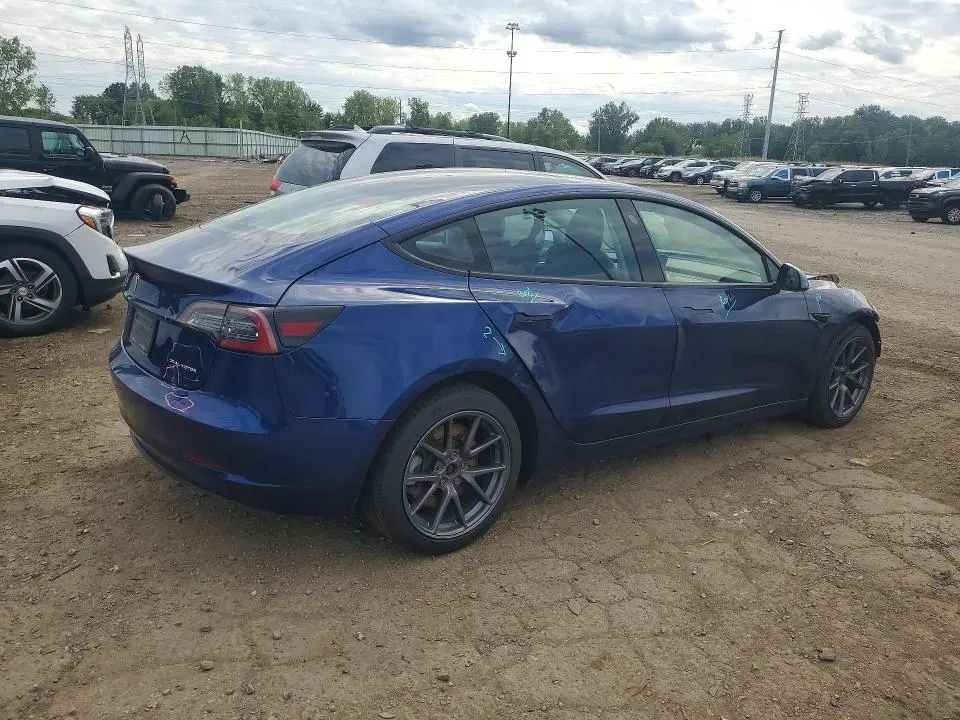 2021 TESLA MODEL 3   