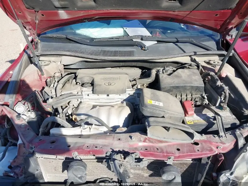 2017 TOYOTA CAMRY SE