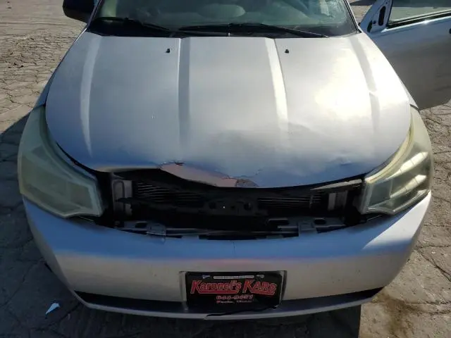 2011 FORD FOCUS SE  