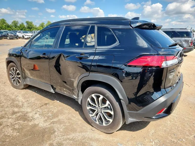 2024 TOYOTA COROLLA CROSS SE  
