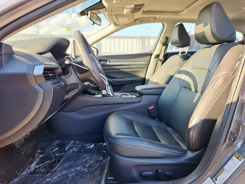 2023 NISSAN ALTIMA SL  