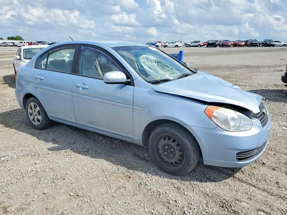 2011 HYUNDAI ACCENT   