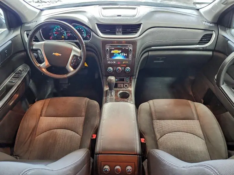 2016 CHEVROLET TRAVERSE LT  