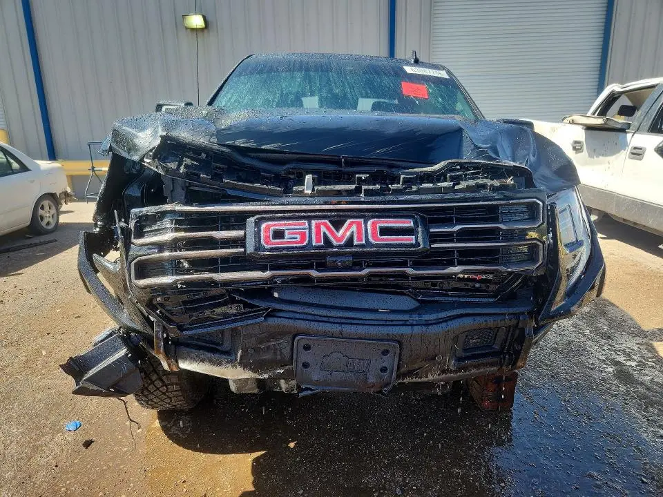 2026 GMC SIERRA K1500 AT4X  