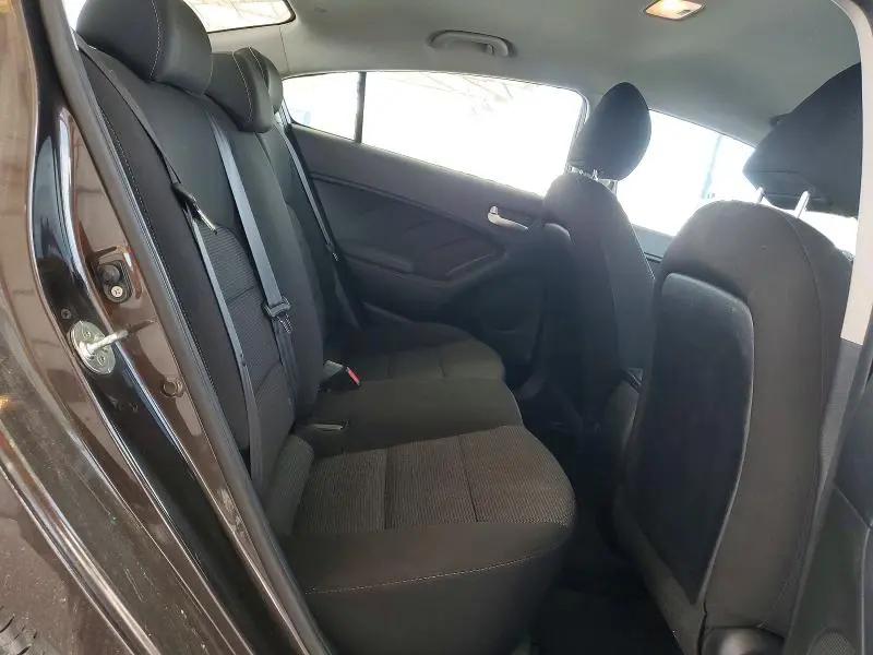 2018 KIA FORTE LX  