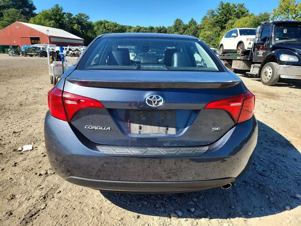 2019 TOYOTA COROLLA SE  