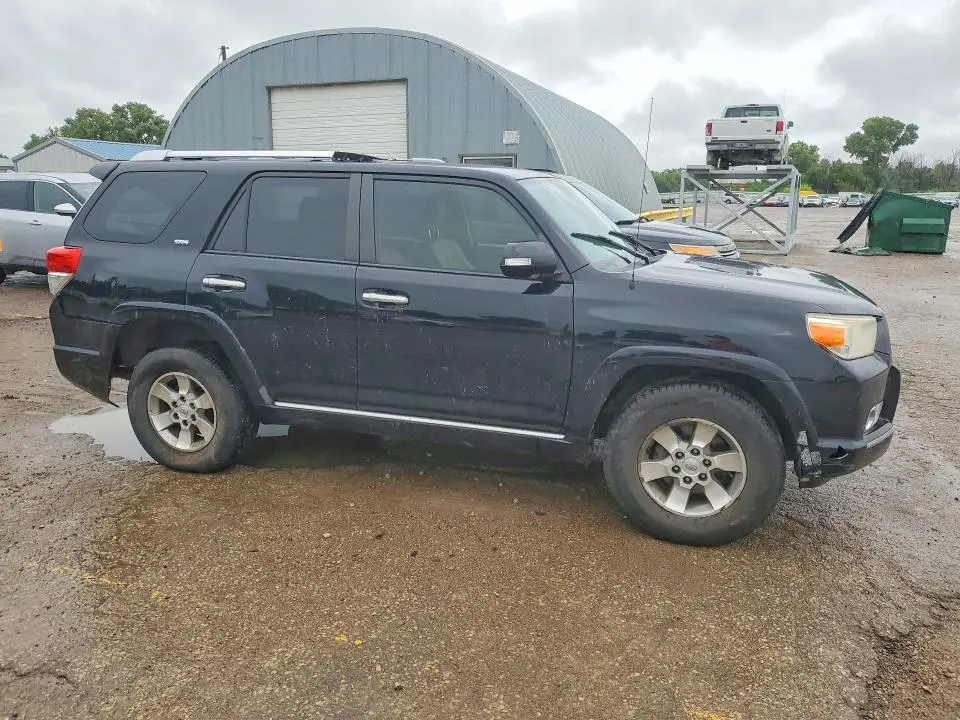 2012 TOYOTA 4RUNNER SR5  