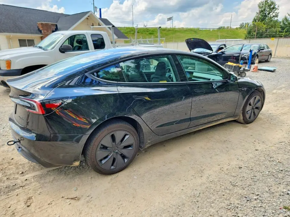 2026 TESLA MODEL 3   