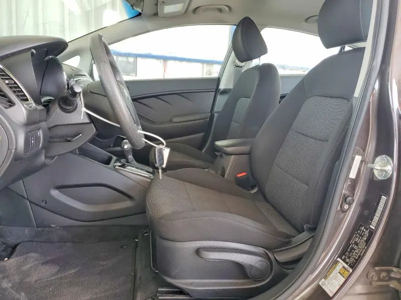 2018 KIA FORTE LX  