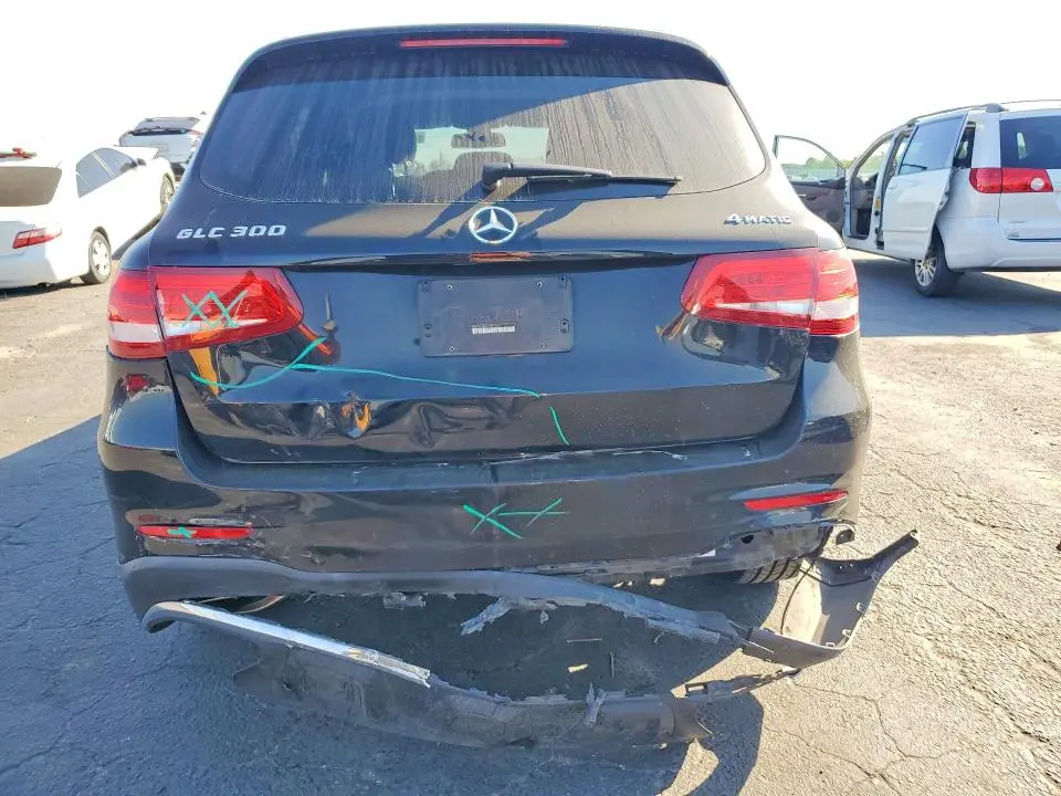 2016 MERCEDES-BENZ GLC 300 4MATIC  