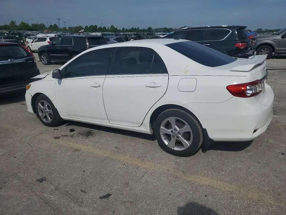 2013 TOYOTA COROLLA LE  