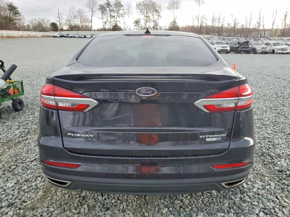 2020 FORD FUSION TITANIUM  