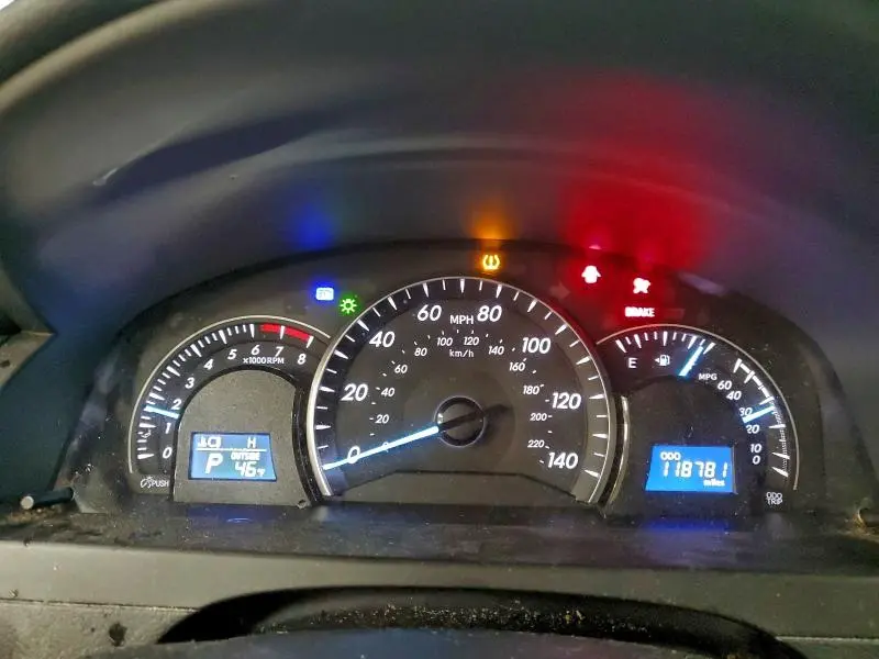 2012 TOYOTA CAMRY BASE  